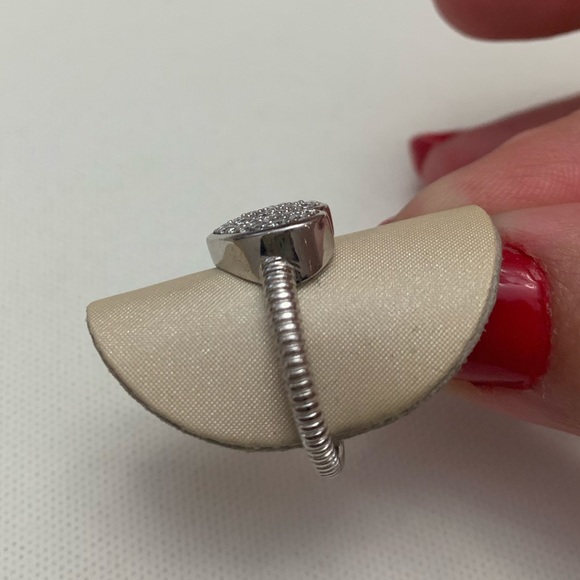 Heart Ring - Picture 2 of 10